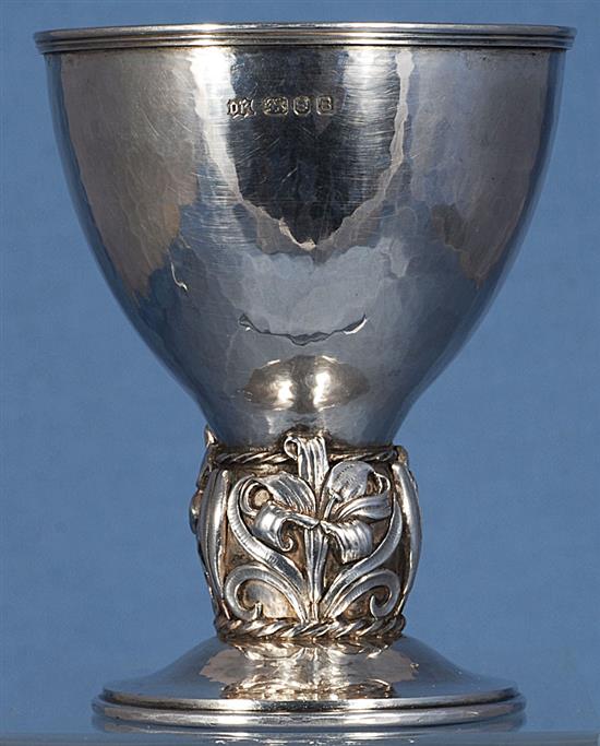 A good 1930s Arts & Crafts planished silver goblet, by Omar Ramsden, Height 115mm Weight 7.3oz/230grms